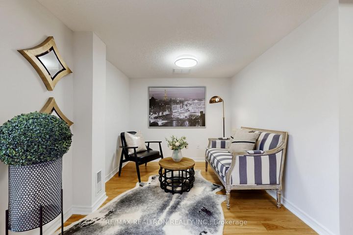 Photo 28 at 39 - 4600 Kimbermount Avenue, Central Erin Mills, Mississauga