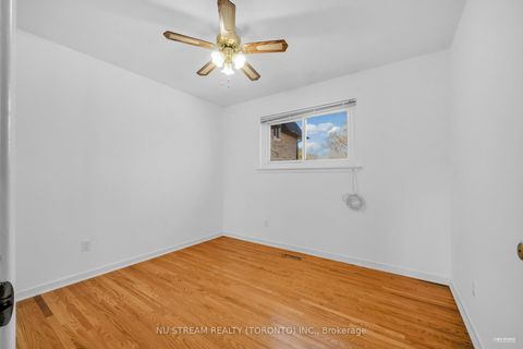 Photo 14 at 18 Emily Carr Street, Unionville, Markham