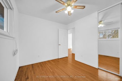 Photo 16 at 18 Emily Carr Street, Unionville, Markham