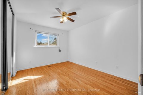 Photo 20 at 18 Emily Carr Street, Unionville, Markham