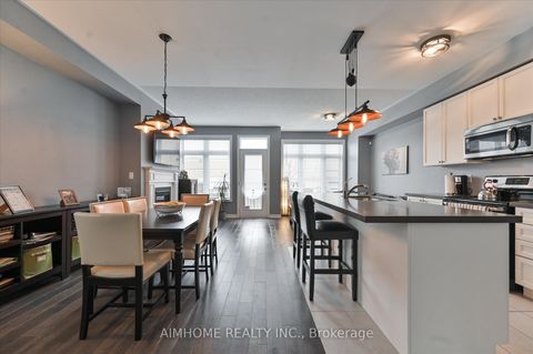 Photo 6 at 52 vedette Way, Vellore Village, Vaughan