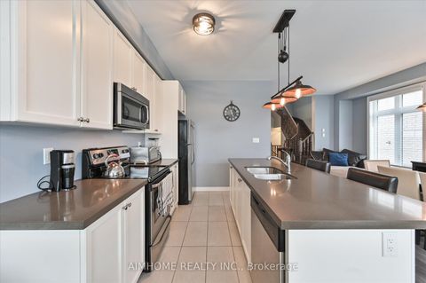 Photo 11 at 52 vedette Way, Vellore Village, Vaughan