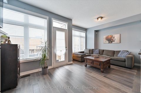 Photo 15 at 52 vedette Way, Vellore Village, Vaughan