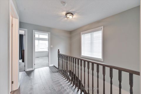 Photo 21 at 52 vedette Way, Vellore Village, Vaughan