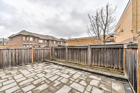 Photo 33 at 52 vedette Way, Vellore Village, Vaughan