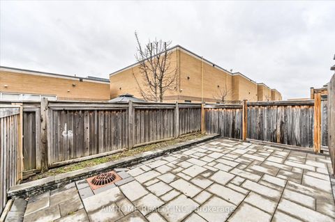 Photo 34 at 52 vedette Way, Vellore Village, Vaughan