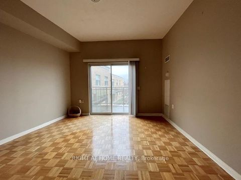 Photo 23 at 501 - 2506 Rutherford Road, Maple, Vaughan