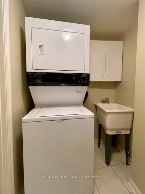 Photo 24 at 501 - 2506 Rutherford Road, Maple, Vaughan