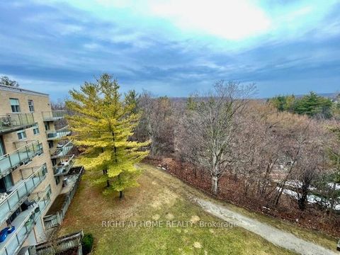 Photo 26 at 501 - 2506 Rutherford Road, Maple, Vaughan