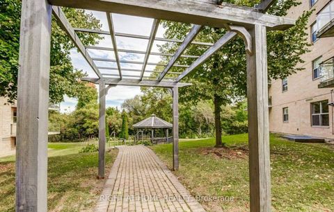 Photo 48 at 501 - 2506 Rutherford Road, Maple, Vaughan