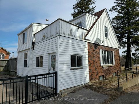 Photo 4 at 11960 Yonge Street, Jefferson, Richmond Hill