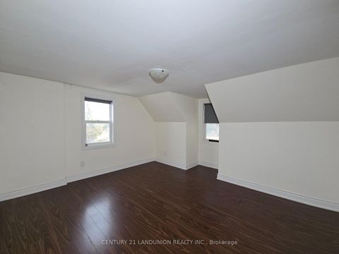 Photo 9 at 11960 Yonge Street, Jefferson, Richmond Hill