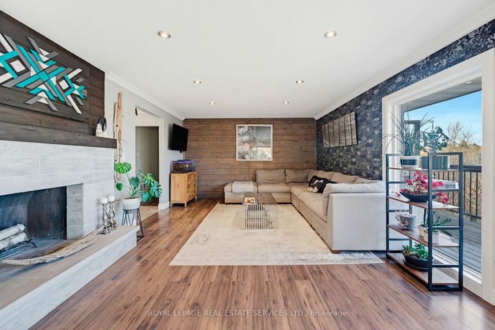 Photo 8 at 18 Cherry Street, Georgetown, Halton Hills