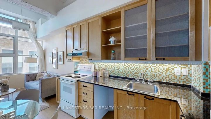 Photo 3 at 926 - 155 Dalhousie Street, Yonge Corridor, Toronto