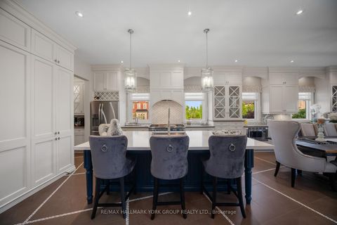 Photo 12 at 2 Tidnish Court, Nobleton, King