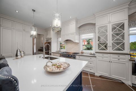 Photo 14 at 2 Tidnish Court, Nobleton, King