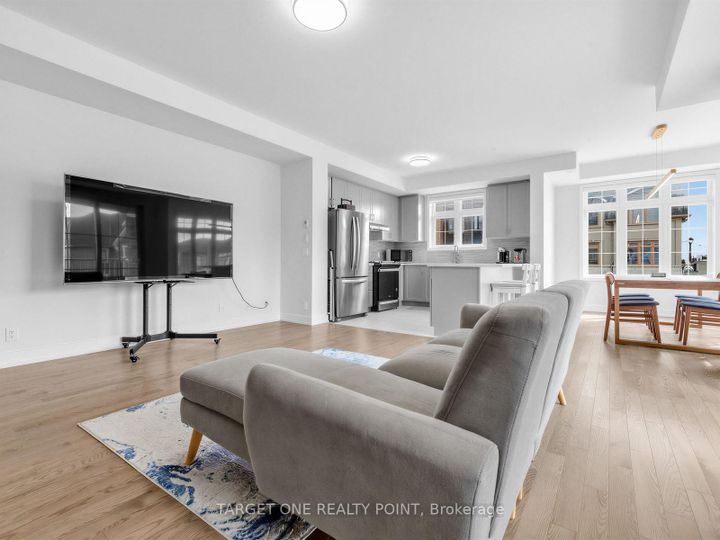 Photo 7 at 2 William Shearn Crescent, Angus Glen, Markham