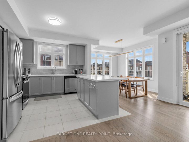 Photo 10 at 2 William Shearn Crescent, Angus Glen, Markham