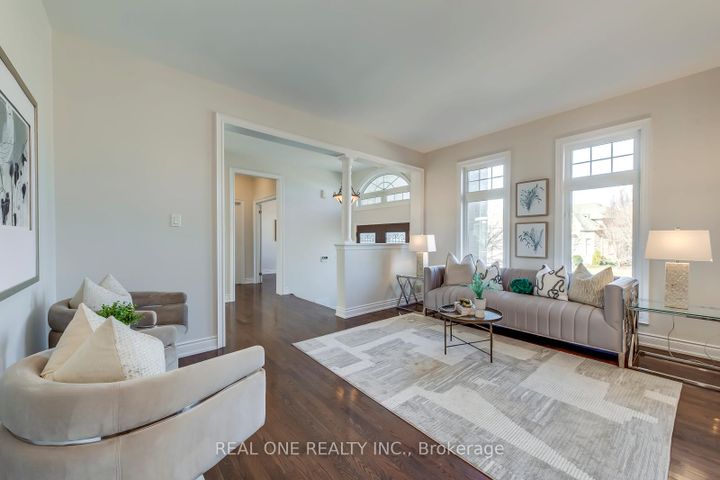 Photo 4 at 1426 Redwing Court, WT West Oak Trails, Oakville