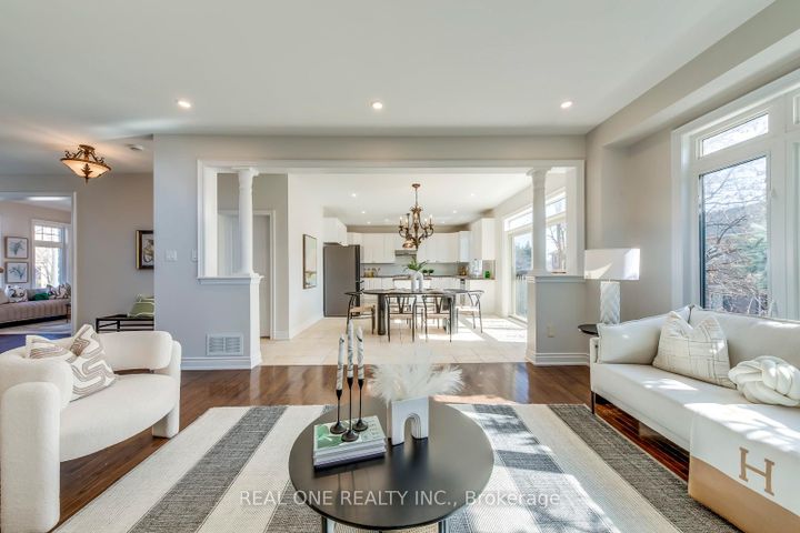 Photo 13 at 1426 Redwing Court, WT West Oak Trails, Oakville