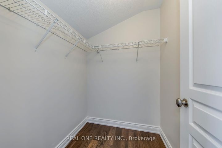 Photo 34 at 1426 Redwing Court, WT West Oak Trails, Oakville