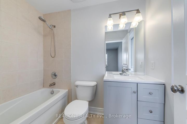 Photo 35 at 1426 Redwing Court, WT West Oak Trails, Oakville