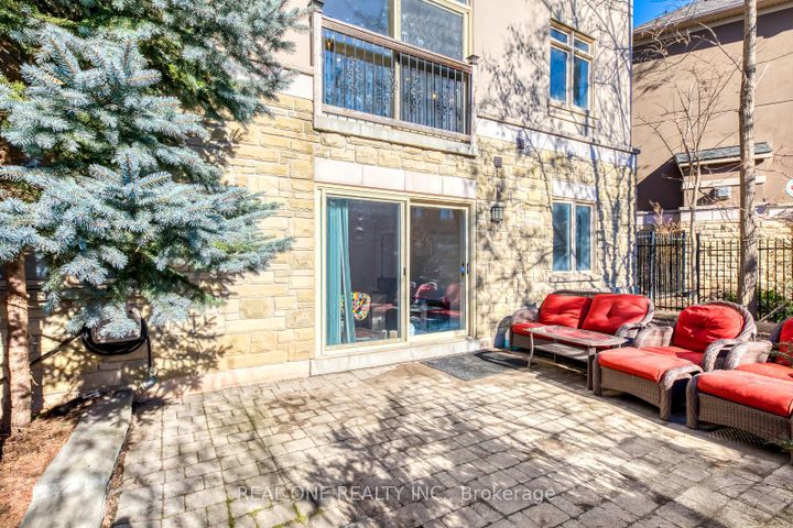 Photo 49 at 1426 Redwing Court, WT West Oak Trails, Oakville