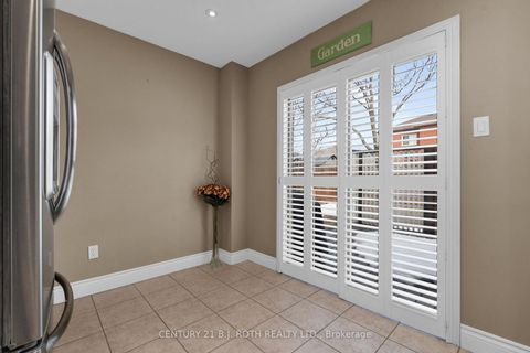 Photo 14 at 136 Loon Avenue, Painswick South, Barrie