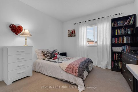 Photo 28 at 136 Loon Avenue, Painswick South, Barrie