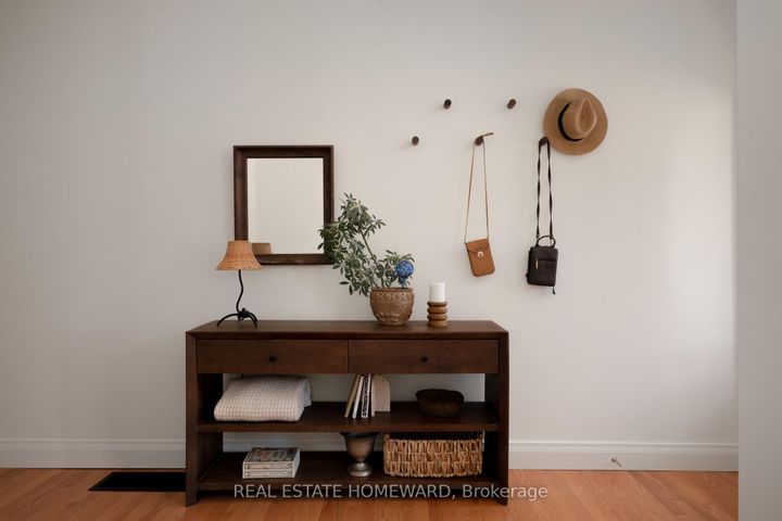 Photo 6 at 52 Balfour Avenue, East York, Toronto