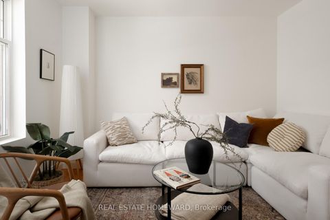 Photo 4 at 52 Balfour Avenue, East York, Toronto