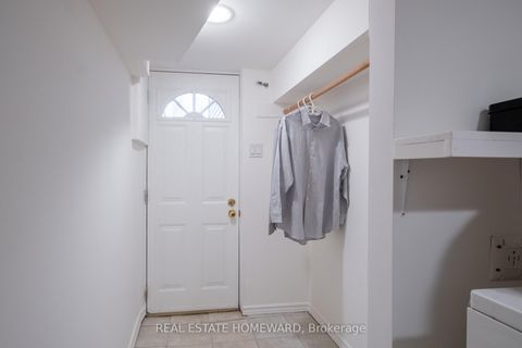 Photo 27 at 52 Balfour Avenue, East York, Toronto