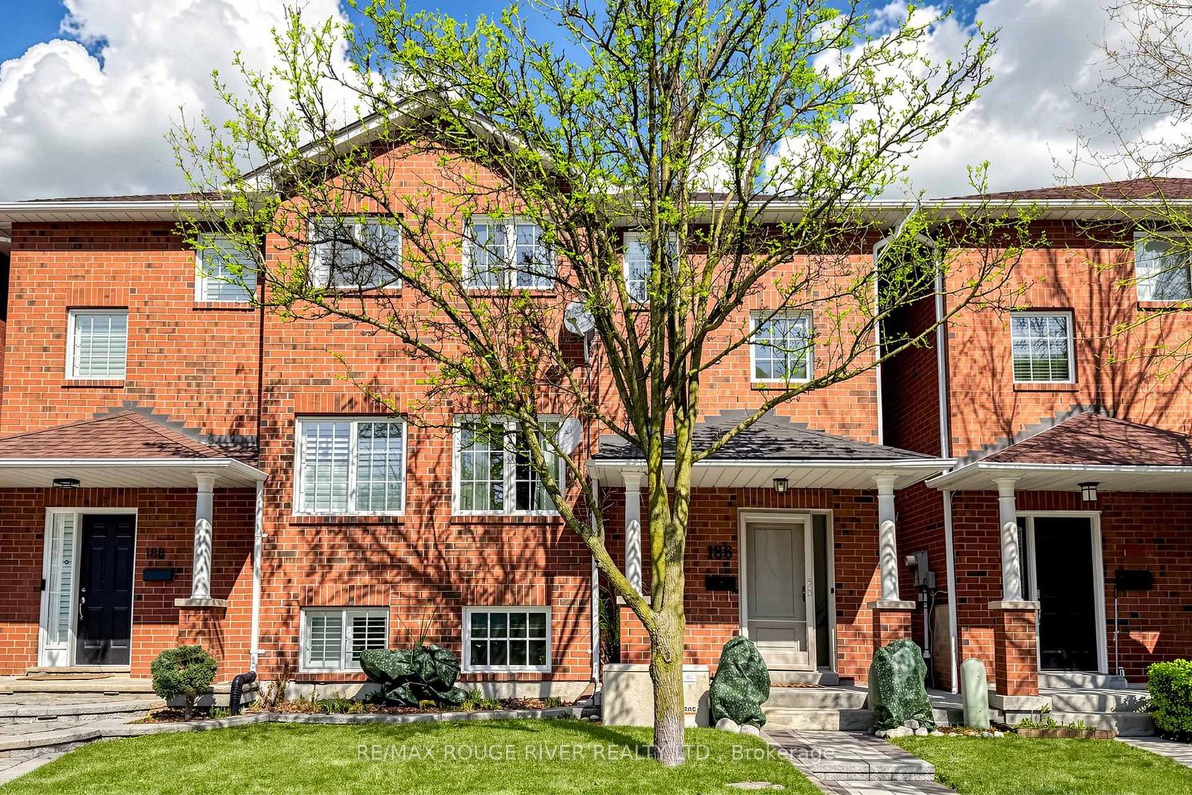 186 Brandon Avenue, Junction, Toronto by Loree Meneguzzi Real Estate 186 Brandon Avenue, Junction, Toronto