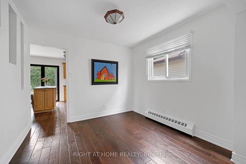 Photo 11 at 361 Hickling Trail, Grove East, Barrie