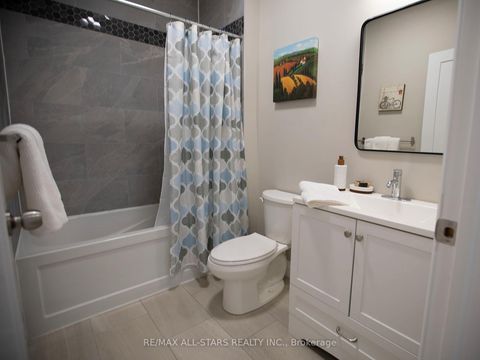 Photo 13 at 8 Georgina Street, Sutton & Jackson's Point, Georgina