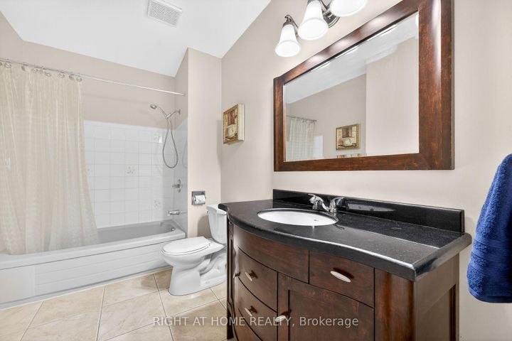 Photo 25 at 32 Perthshire Court, Barnstown, Hamilton