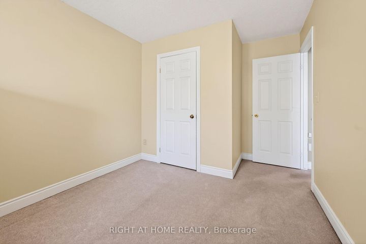 Photo 29 at 32 Perthshire Court, Barnstown, Hamilton