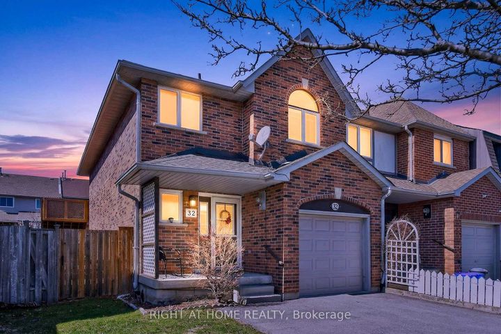 Photo 48 at 32 Perthshire Court, Barnstown, Hamilton