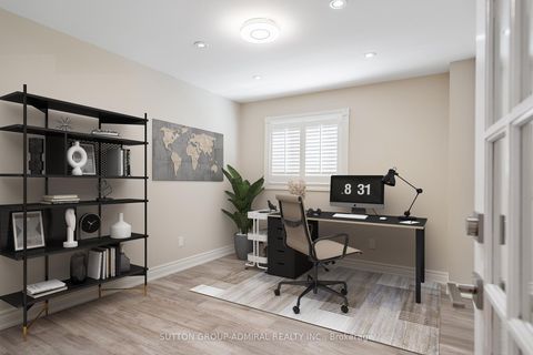 Photo 11 at 150 Rockwood Crescent, Beverley Glen, Vaughan