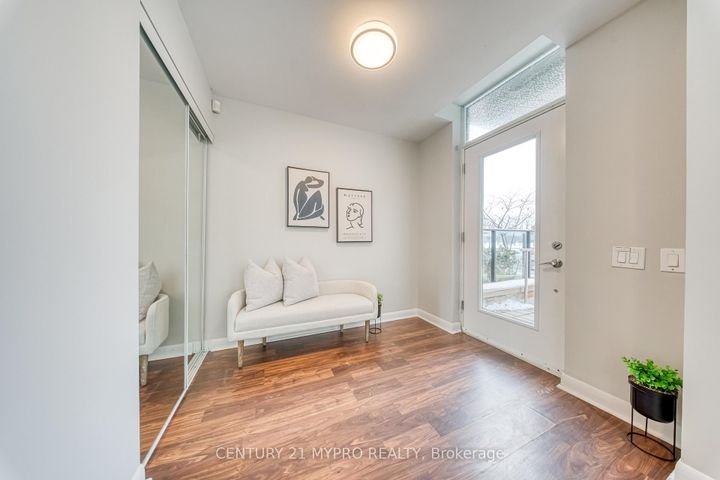 Photo 2 at 17 Town Centre Court, Bendale, Toronto