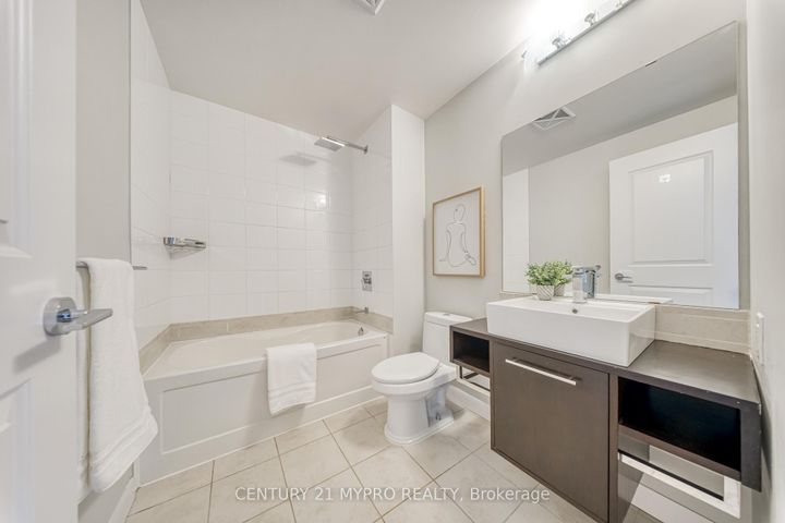 Photo 27 at 17 Town Centre Court, Bendale, Toronto