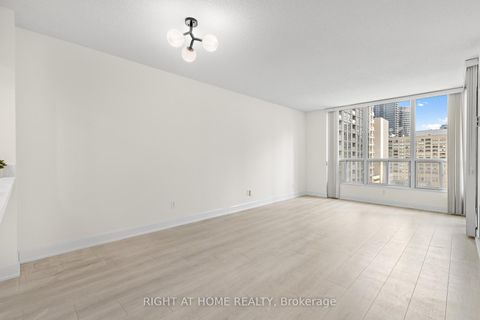 Photo 4 at 1103 - 750 Bay Street, Bay Street Corridor, Toronto