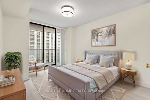 Photo 11 at 1103 - 750 Bay Street, Bay Street Corridor, Toronto