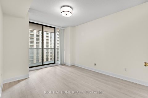 Photo 12 at 1103 - 750 Bay Street, Bay Street Corridor, Toronto