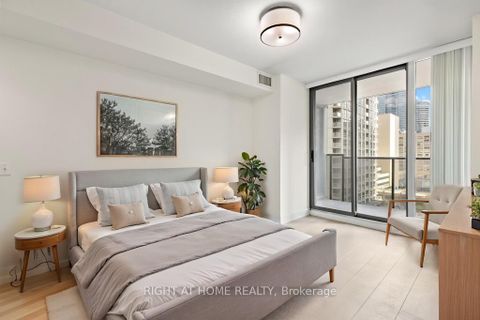 Photo 13 at 1103 - 750 Bay Street, Bay Street Corridor, Toronto