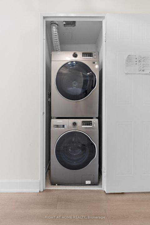 Photo 18 at 1103 - 750 Bay Street, Bay Street Corridor, Toronto