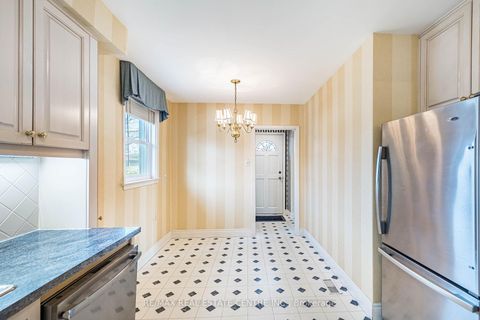 Photo 9 at 39 Bradstock Road, Humbermede, Toronto