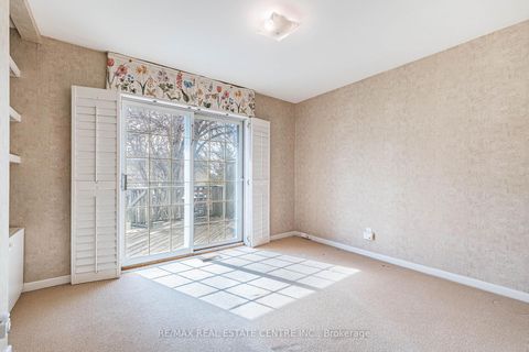 Photo 13 at 39 Bradstock Road, Humbermede, Toronto