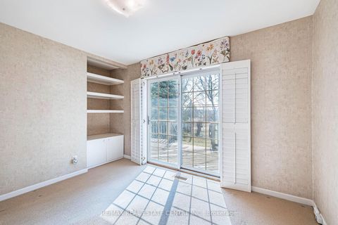 Photo 14 at 39 Bradstock Road, Humbermede, Toronto