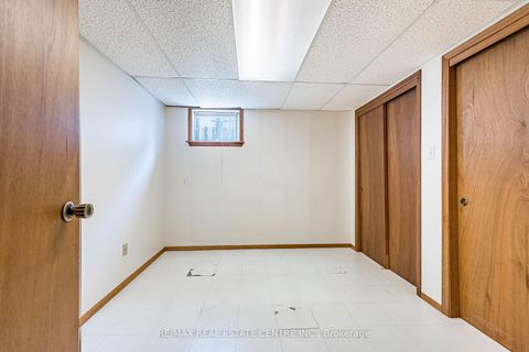 Photo 24 at 39 Bradstock Road, Humbermede, Toronto